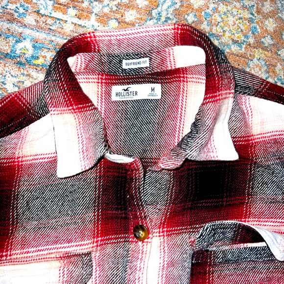 Hollister Red & Black Shacket - Picture 2 of 3